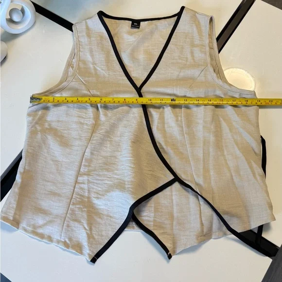 SHEIN Curve 0XL Linen-Look 2-Piece Set - Asymmetrical Wrap Vest & Wide-Leg Pants - Picture 8 of 14